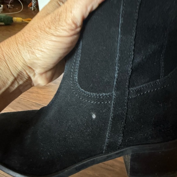 Elegant, Stylish Tall Black Suede Boots by Marc Fisher-Size 6.5 - Picture 2 of 11